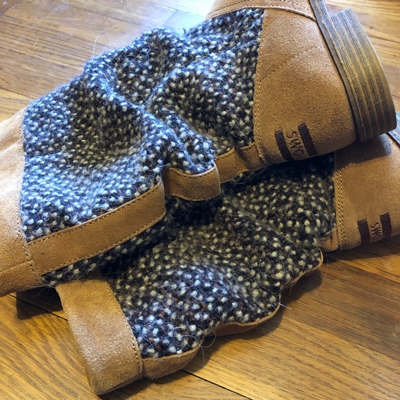 Toms Boots - Picture 4 of 8